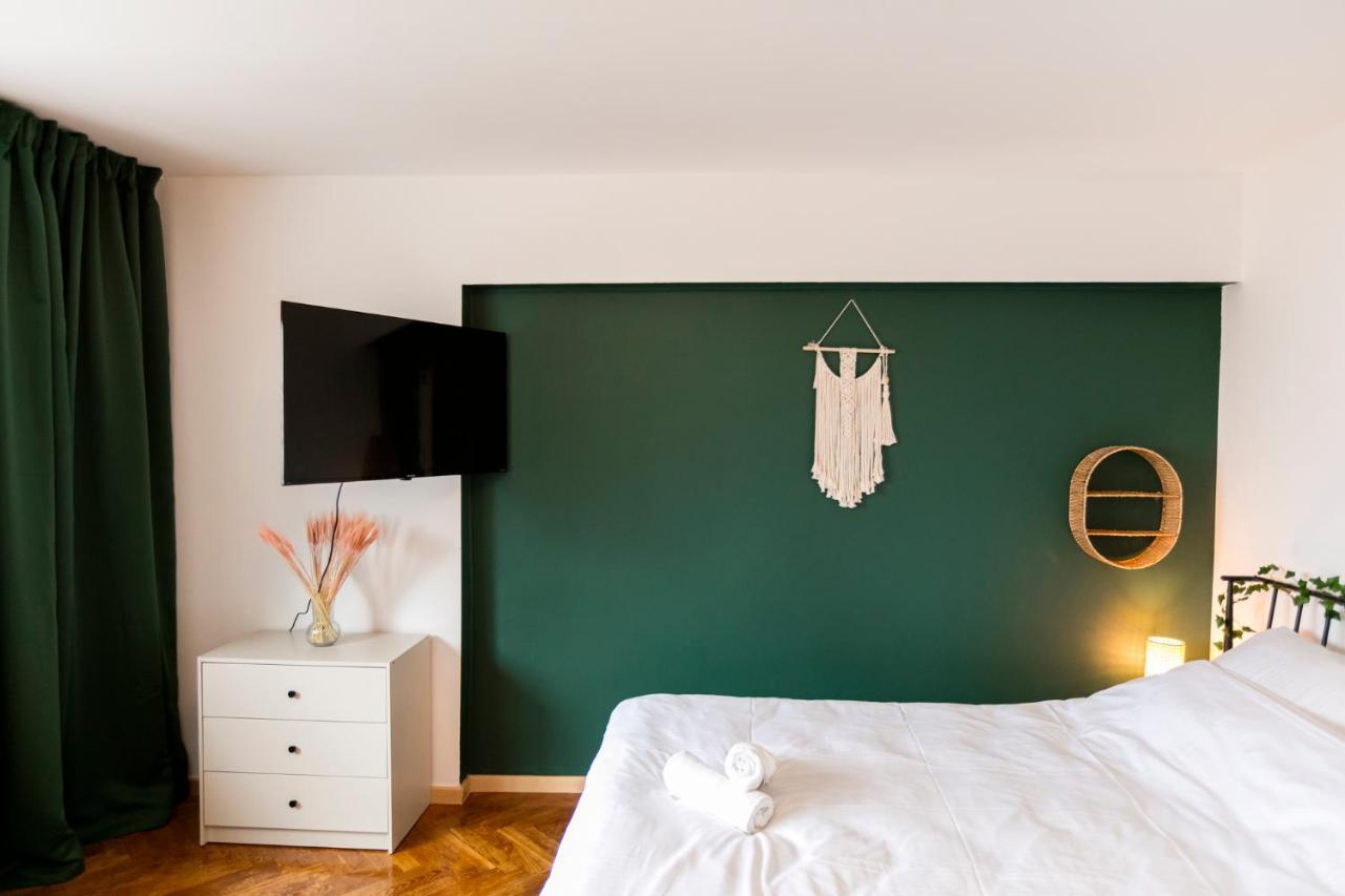 Chmielna - 250M Od Zlotych Tarasow, 350M Od Dworca Centralnego - Wifi - Smart Tv 55 Cali - Better Rental Warsaw Ngoại thất bức ảnh