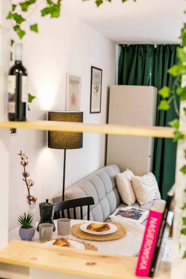 Chmielna - 250M Od Zlotych Tarasow, 350M Od Dworca Centralnego - Wifi - Smart Tv 55 Cali - Better Rental Warsaw Ngoại thất bức ảnh